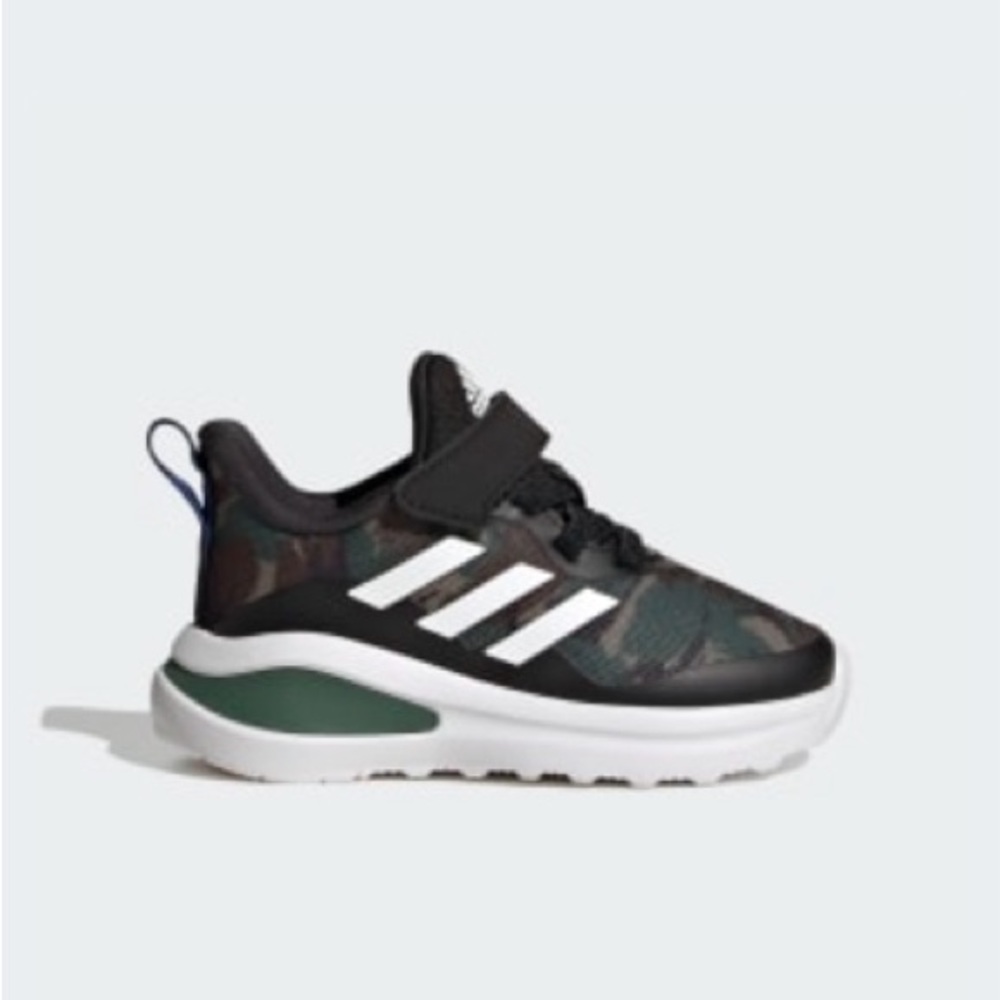 Toddler ADIDAS sneakers camo 6K
